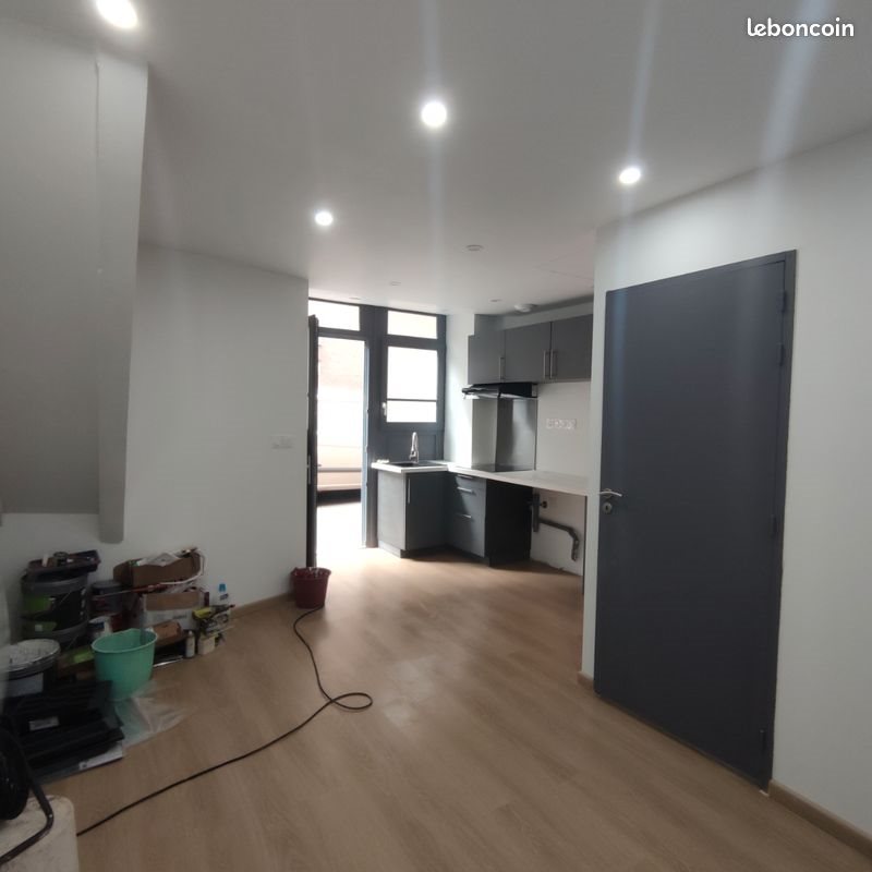 Appartement à louer, 28m², Villecomtal