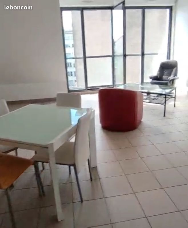 Appartement à louer, 68m², Nantes