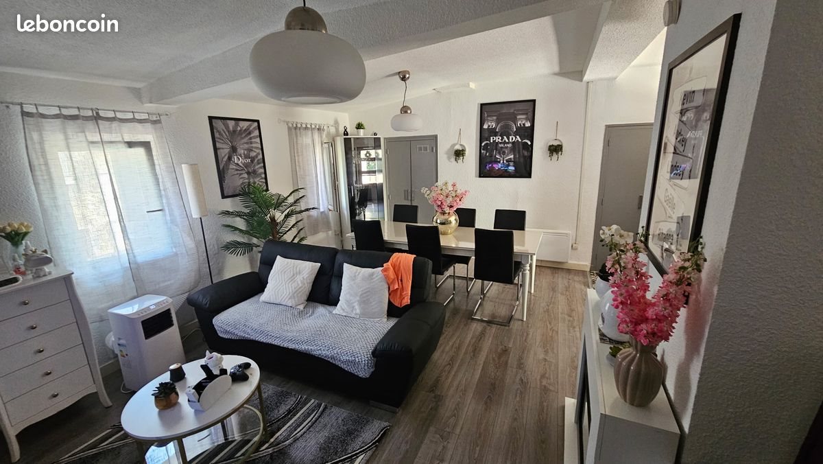 Appartement à louer, 64m², Reynès