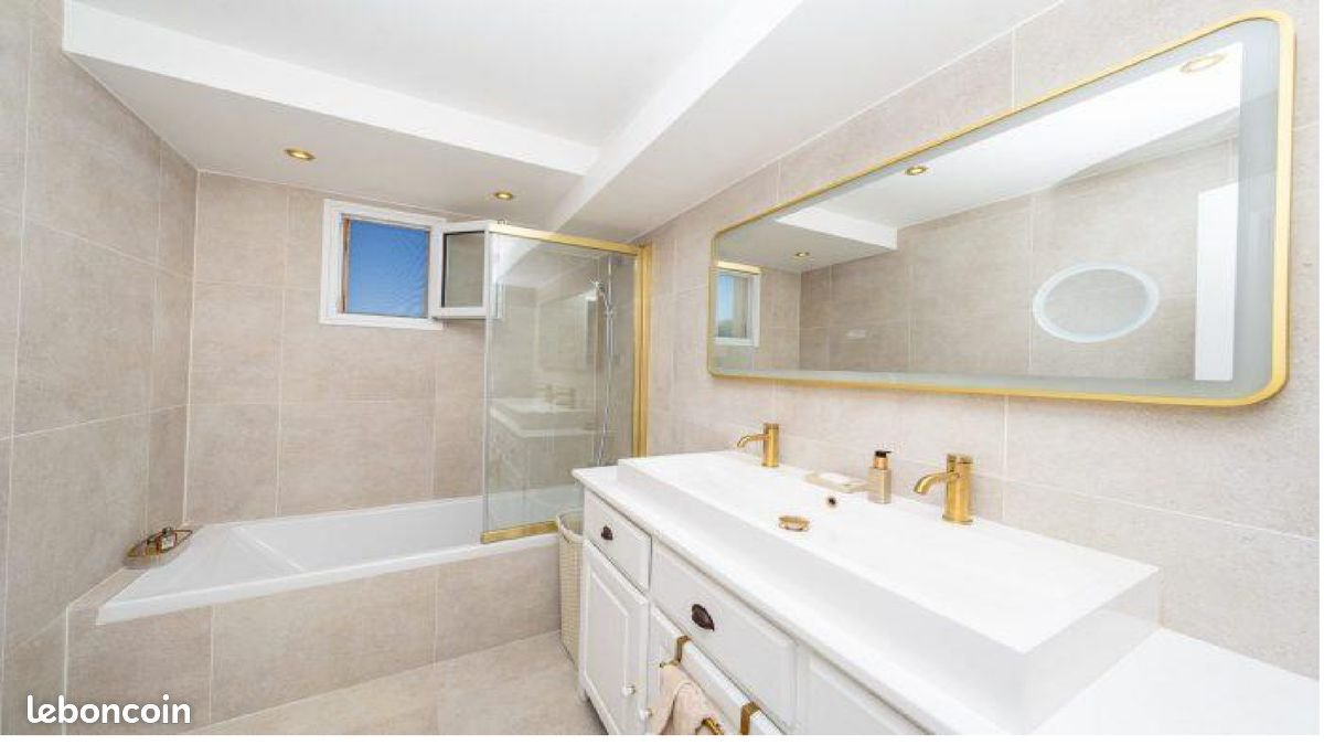 Appartement à louer, 61m², Cannes
