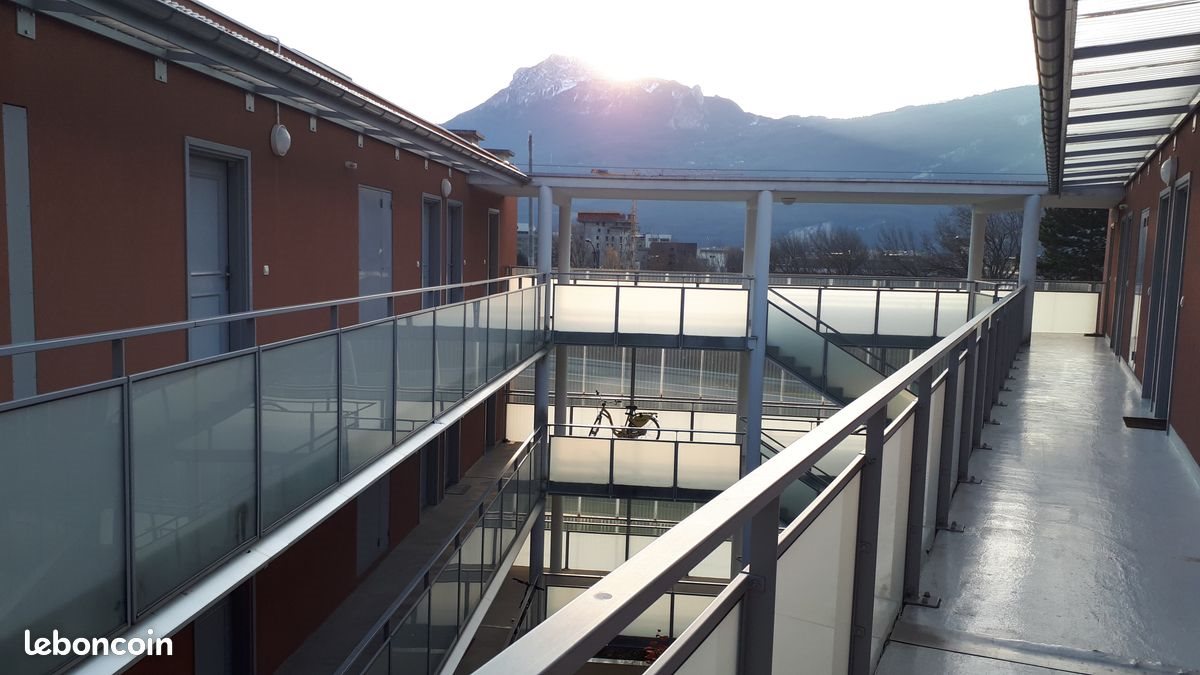 Appartement à louer, 19m², Saint-Martin-le-Vinoux