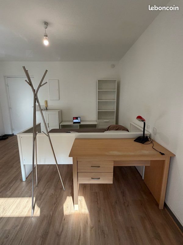 Appartement à louer, 24m², Nîmes