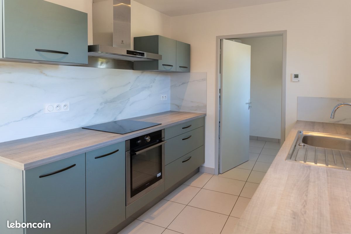 Appartement à louer, 87m², Villefranche-de-Rouergue