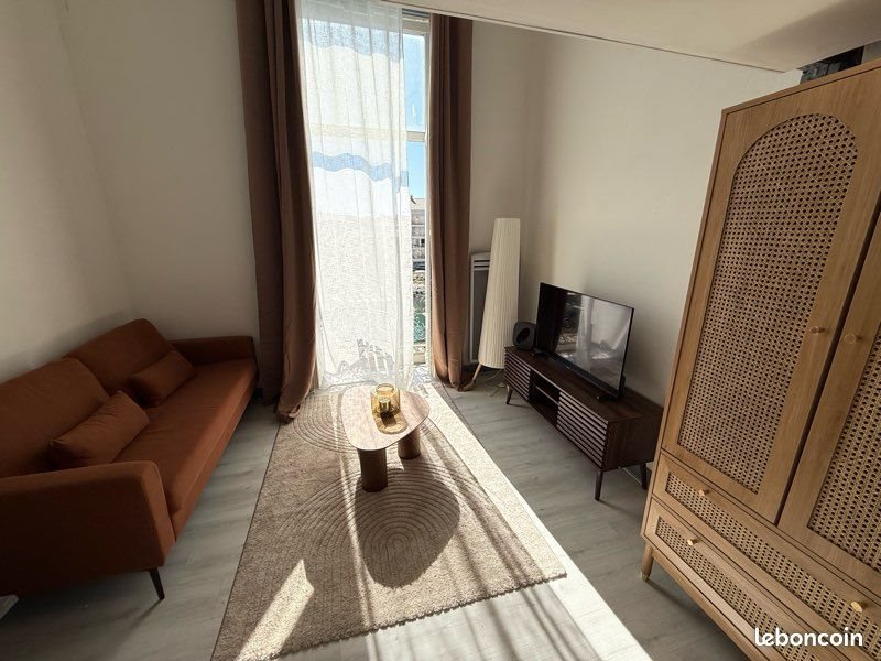 Appartement à louer, 20m², Sète
