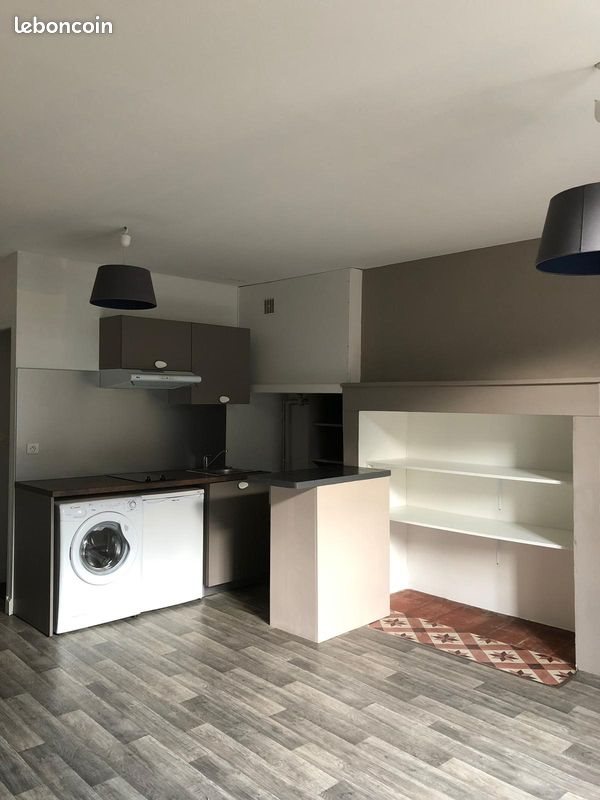 Appartement à louer, 46m², Aurillac