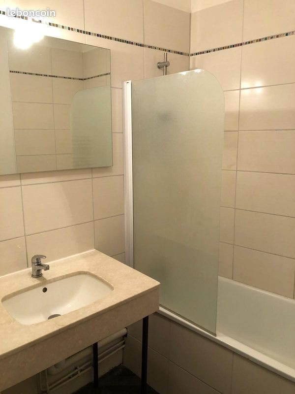Appartement à louer, 46m², Aurillac