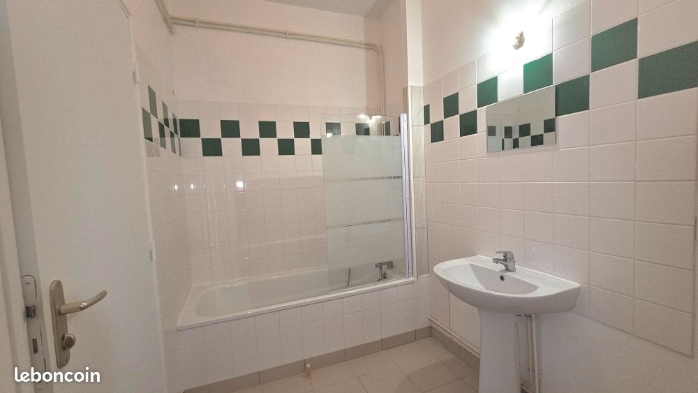 Appartement à louer, 55m², Gray