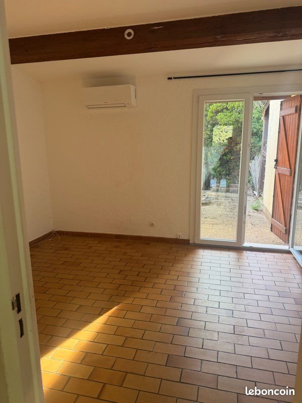 Appartement à louer, 27m², Nîmes