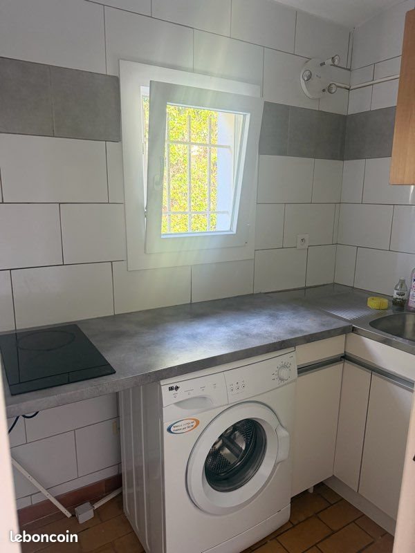 Appartement à louer, 27m², Nîmes