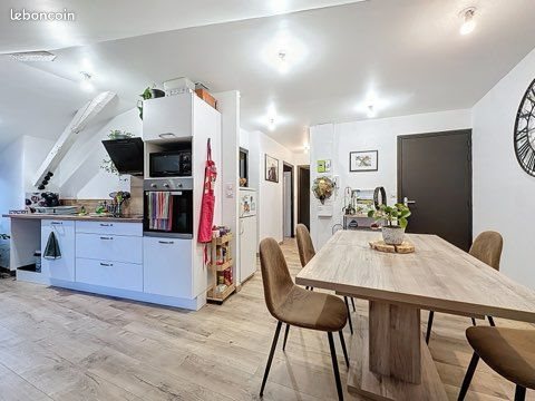 Appartement à louer, 55m², Espalion