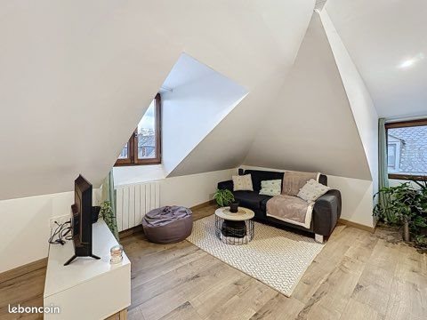 Appartement à louer, 55m², Espalion