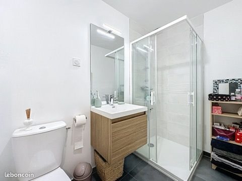 Appartement à louer, 55m², Espalion