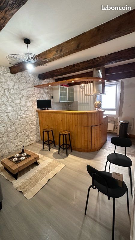 Maison à louer, 40m², Valréas