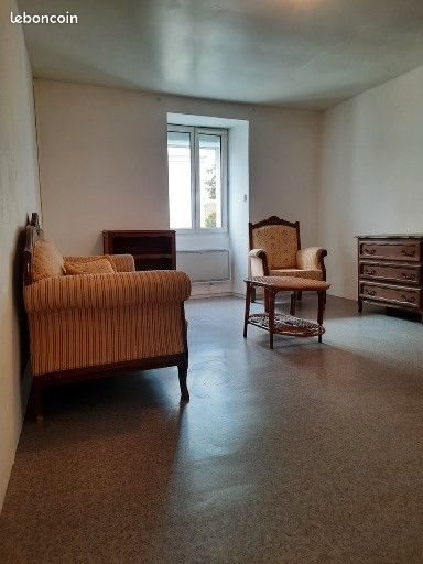 Appartement à louer, 55m², Montbron