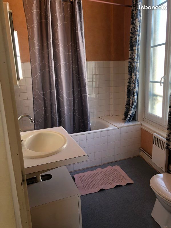 Appartement à louer, 35m², Rochefort