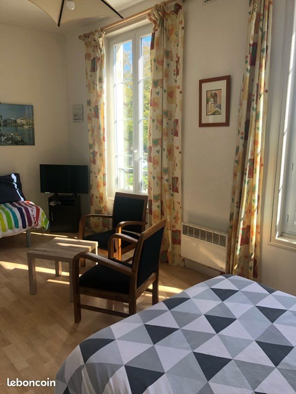 Appartement à louer, 35m², Rochefort