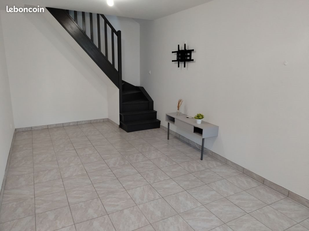 Maison à louer, 50m², Crépy
