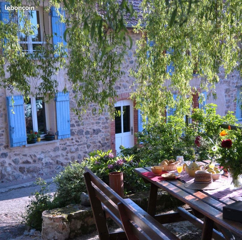 Maison à vendre, 260m², Ambierle