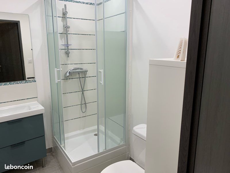Appartement à louer, 23m², Pélissanne