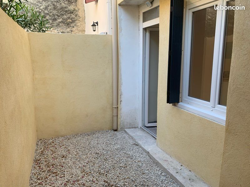 Appartement à louer, 23m², Pélissanne