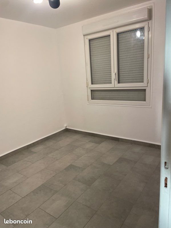 Appartement à louer, 42m², Fréjus