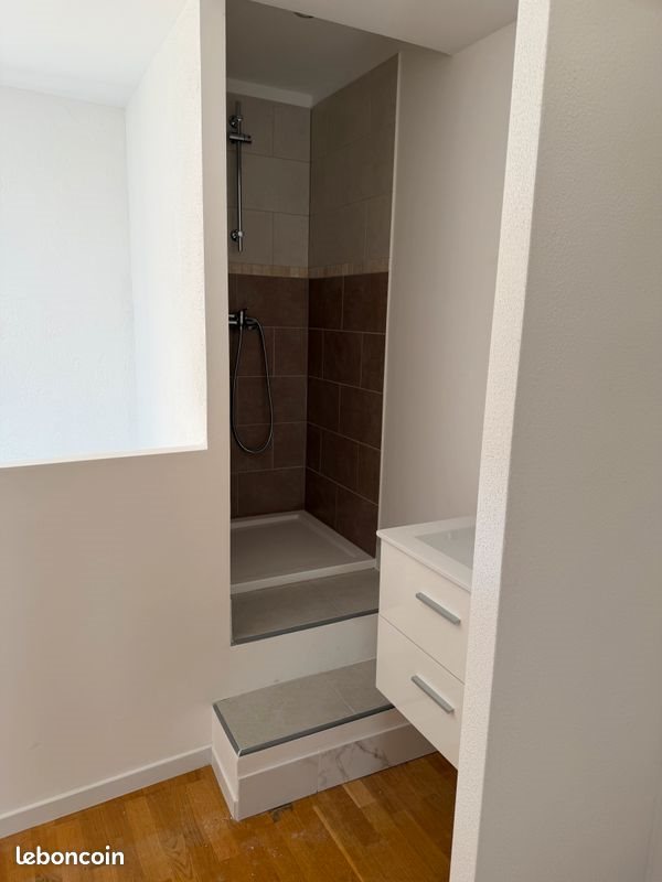 Maison à louer, 45m², Saint-Etienne-les-Orgues