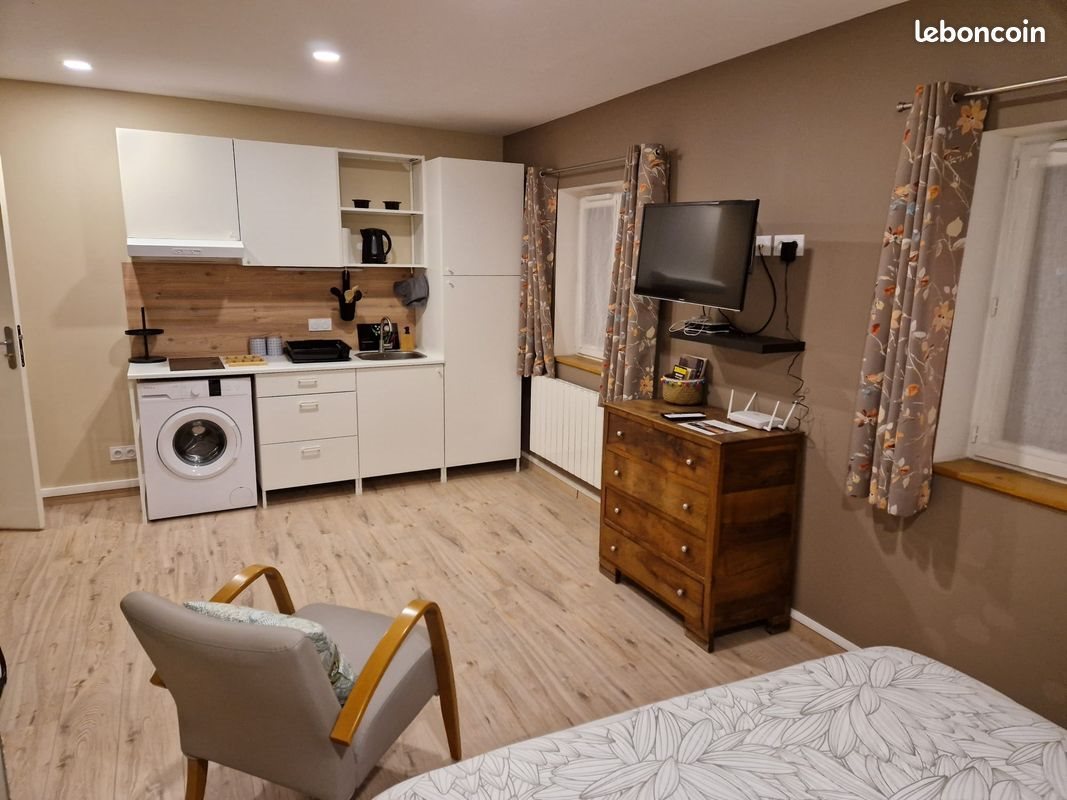 Appartement à louer, 27m², Bessenay