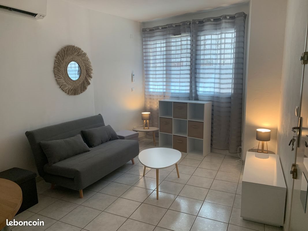 Appartement à louer, 46m², Nîmes