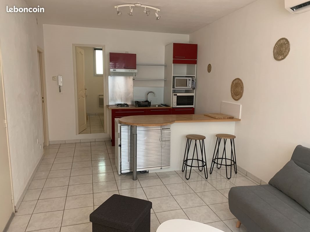 Appartement à louer, 46m², Nîmes
