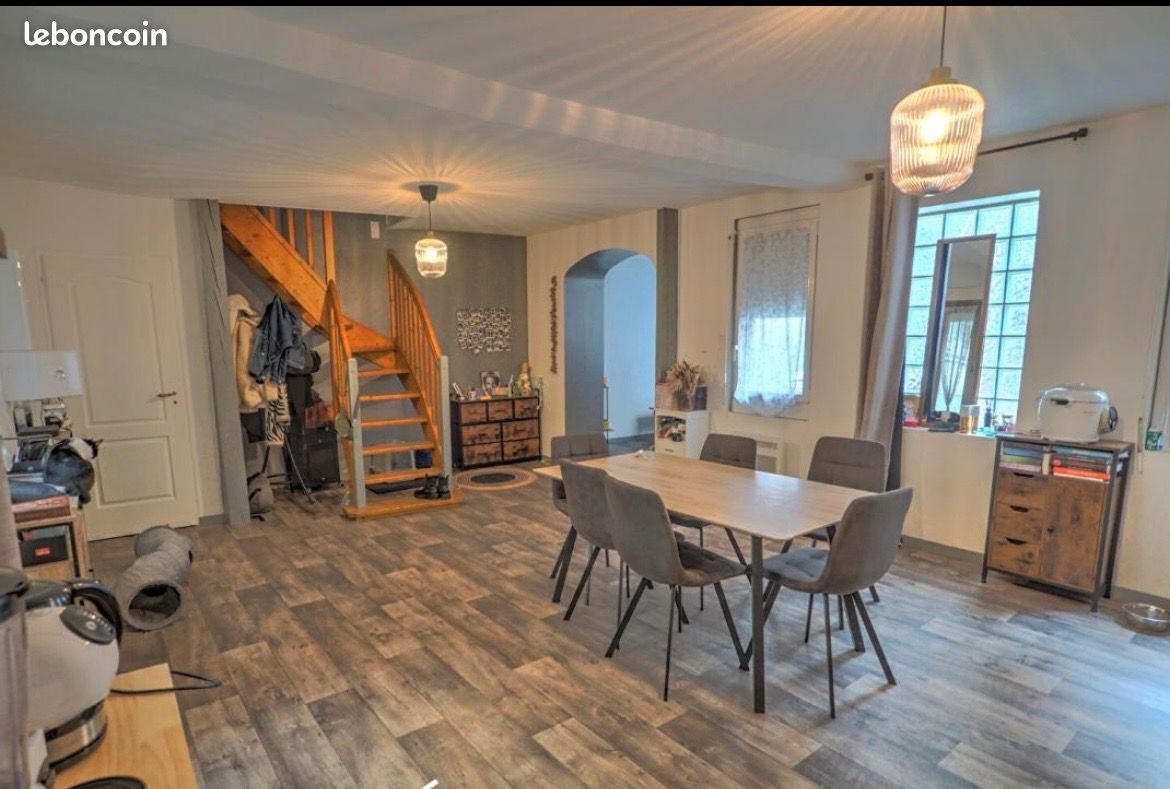Appartement à louer, 68m², Longué-Jumelles
