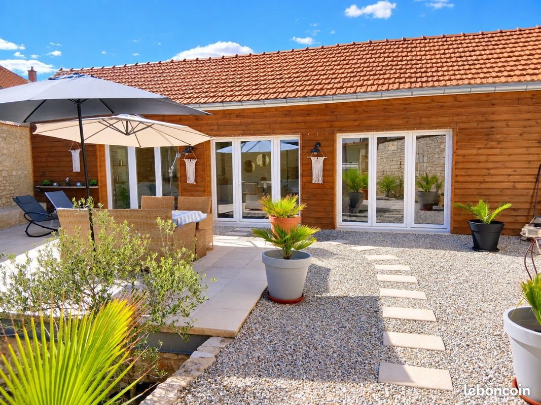 Maison à vendre, 280m², Ruffec