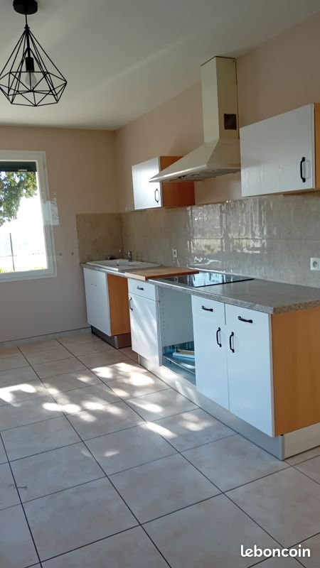 Maison à louer, 139m², Durfort-Lacapelette