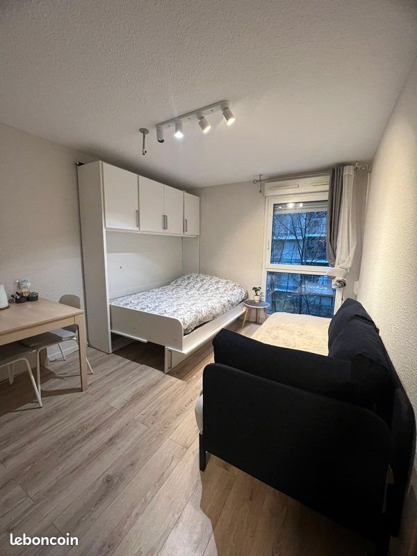Appartement à louer, 20m², Courbevoie
