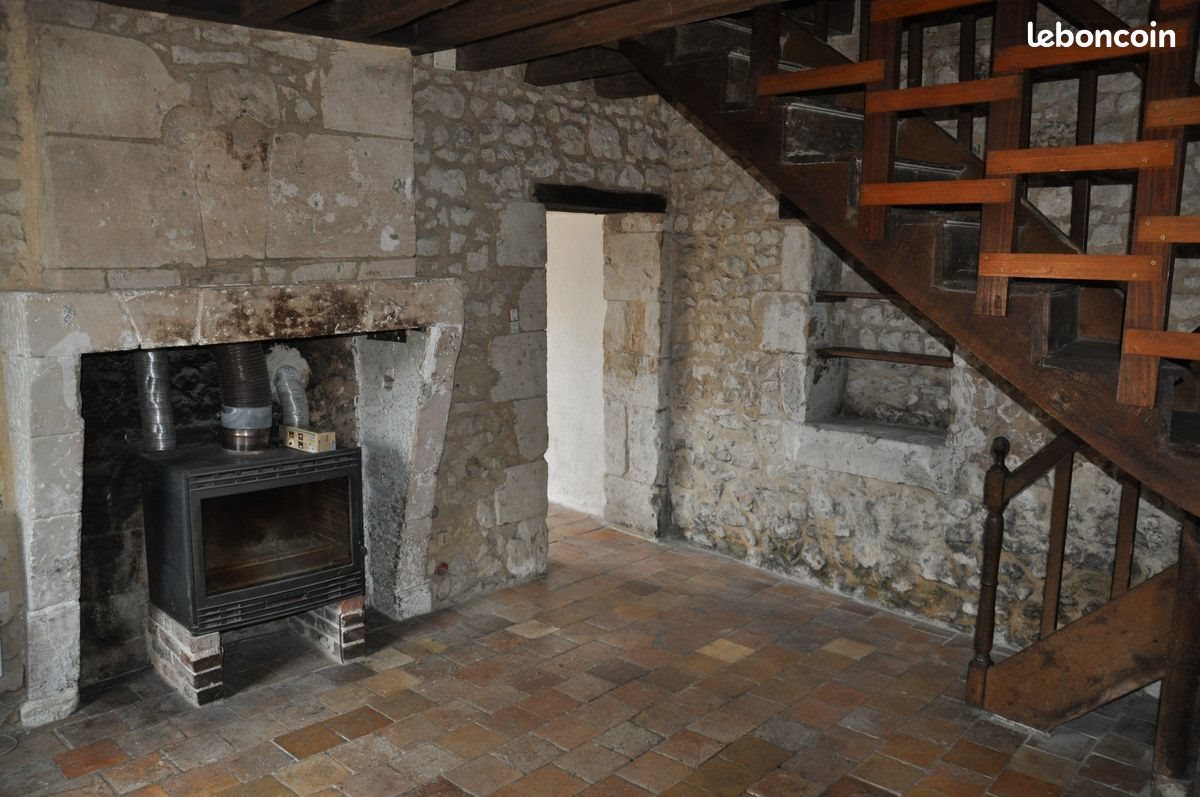 Maison à louer, 70m², Arcisses