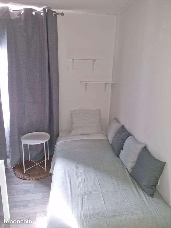 Appartement à louer, 18m², Aulnoye-Aymeries