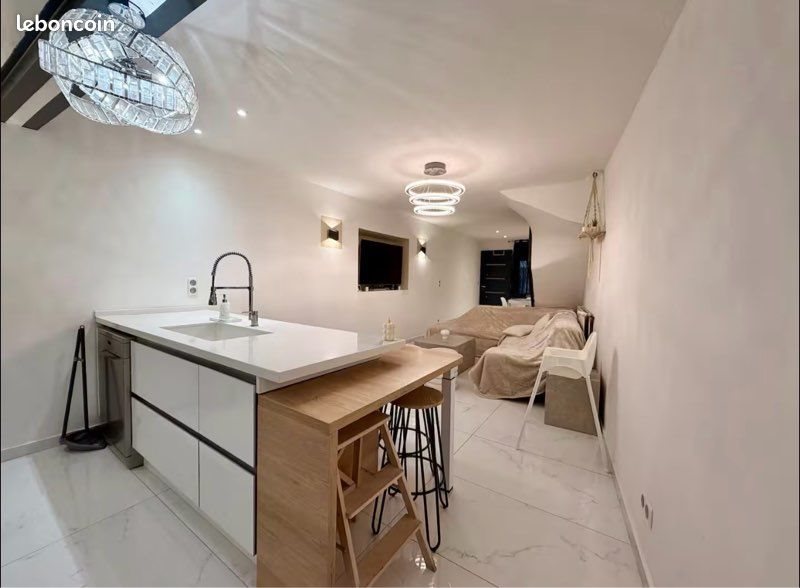 Maison à louer, 83m², Monteux
