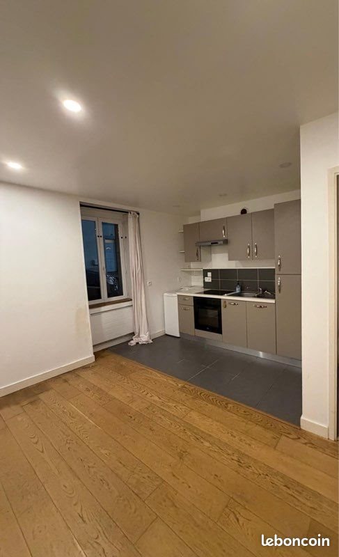 Appartement à louer, 28m², Pleyben