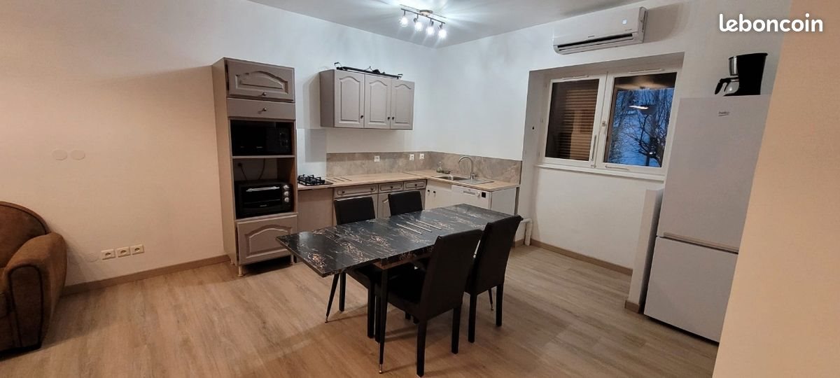 Appartement à louer, 53m², Saint-André-de-Corcy