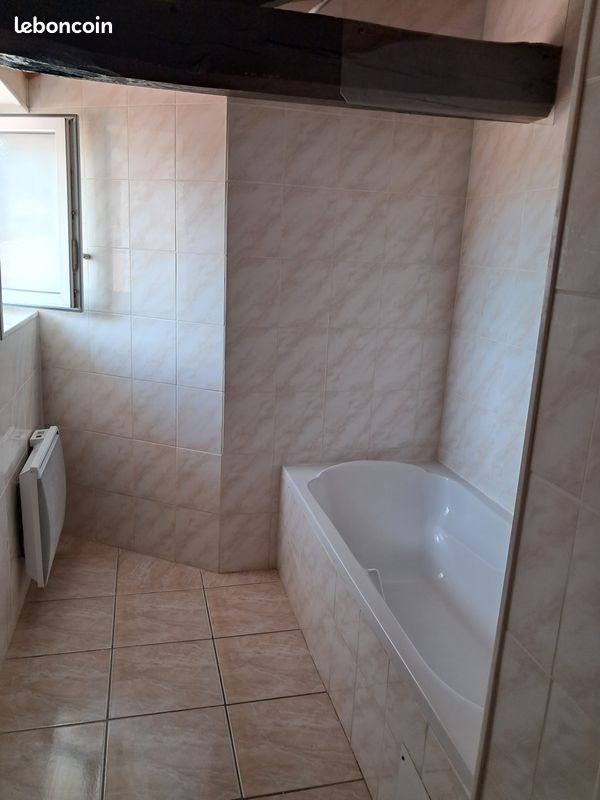 Maison à louer, 65m², Saint-Hilaire-le-Vouhis