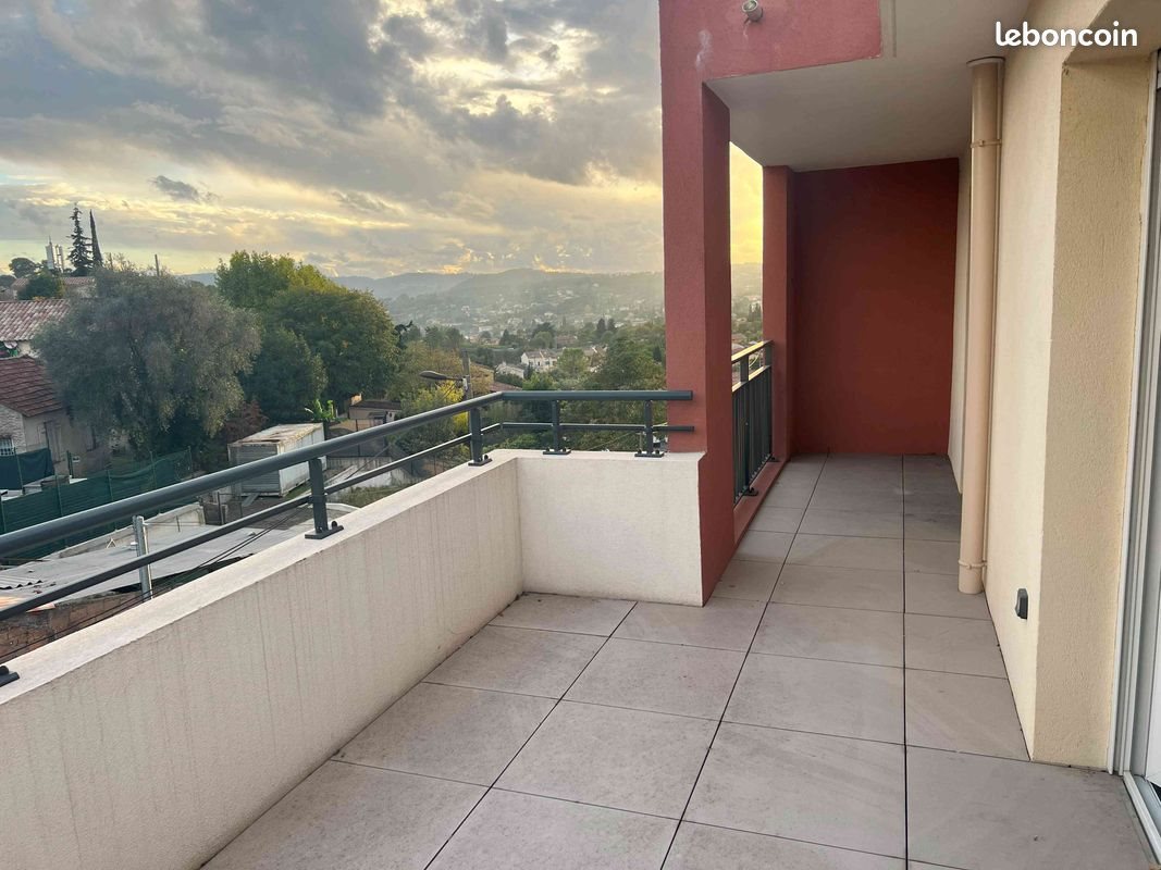 Appartement à louer, 53m², Grasse