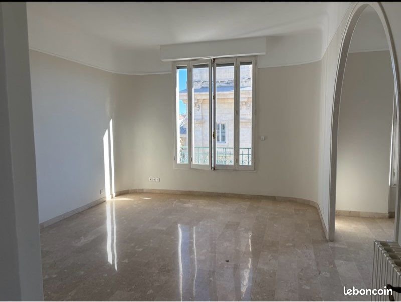 Appartement à louer, 104m², Toulon