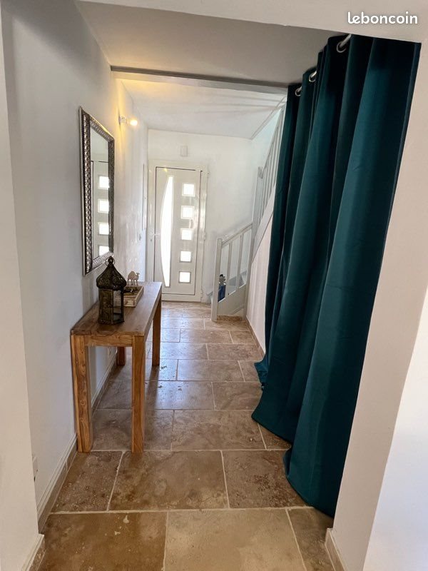 Maison à louer, 100m², Gignac-la-Nerthe