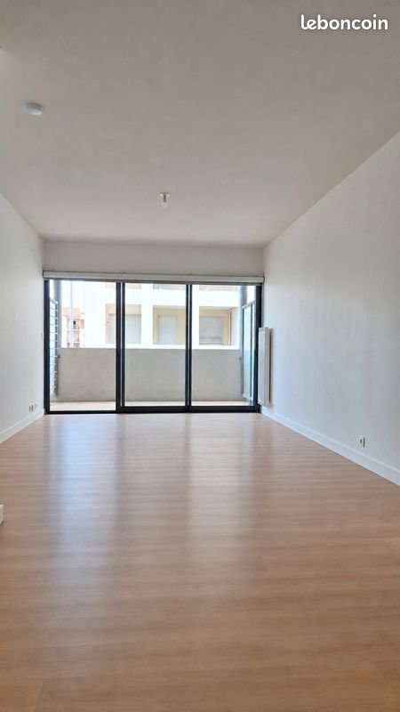 Appartement à louer, 43m², Rochefort