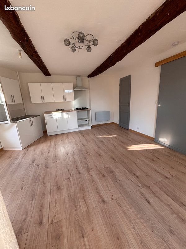 Appartement à louer, 33m², Barjols