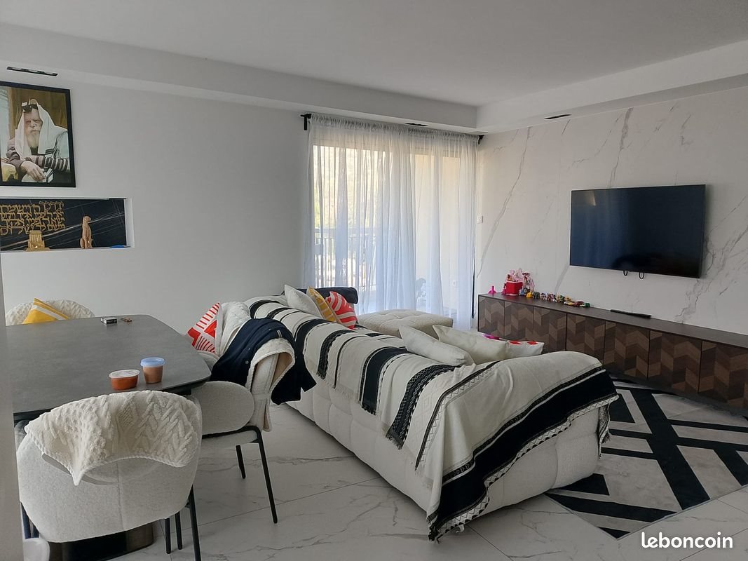 Appartement à louer, 100m², Mandelieu-la-Napoule