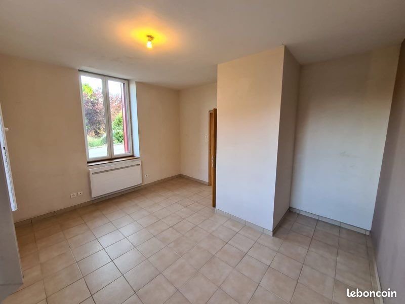 Appartement à louer, 45m², Pourrain