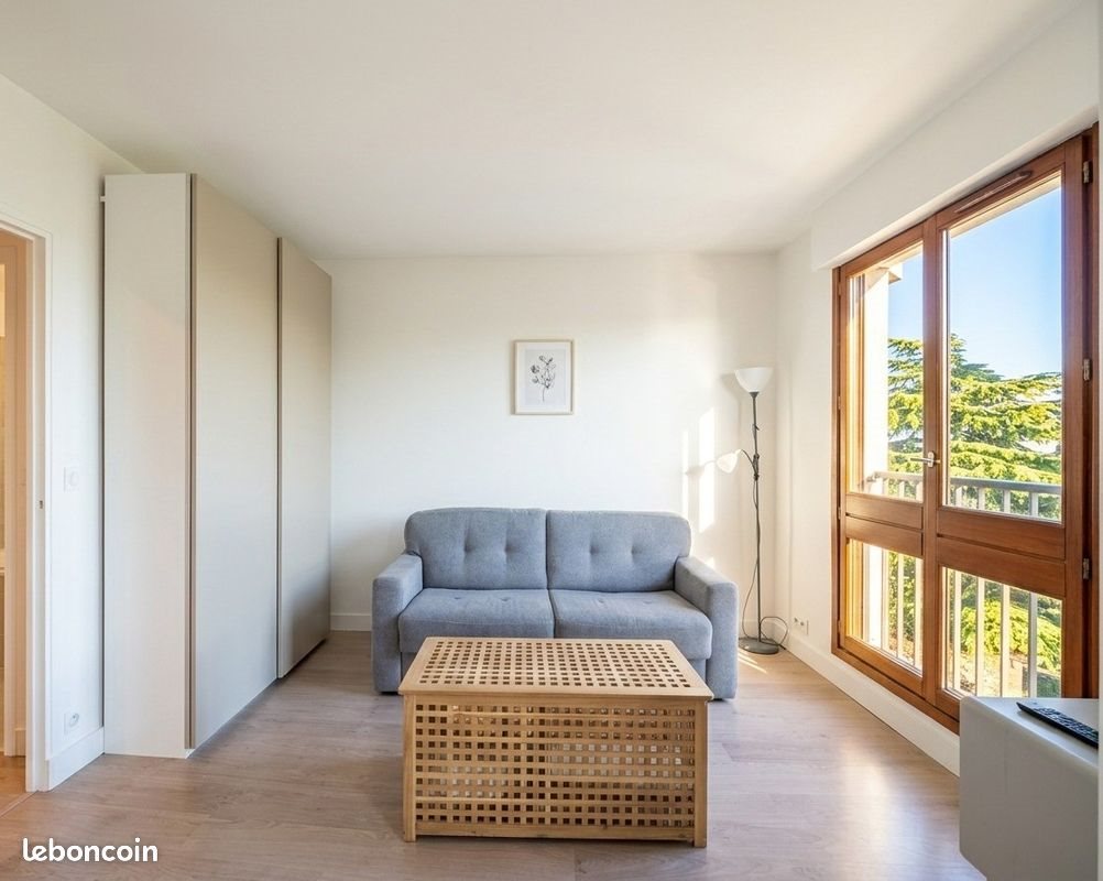 Appartement à louer, 26m², Le Chesnay