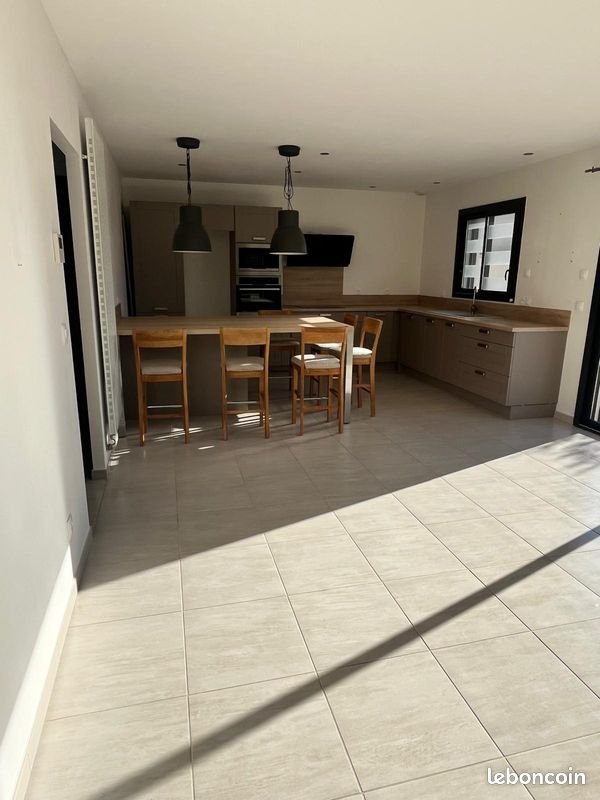Maison à louer, 66m², Le Sequestre