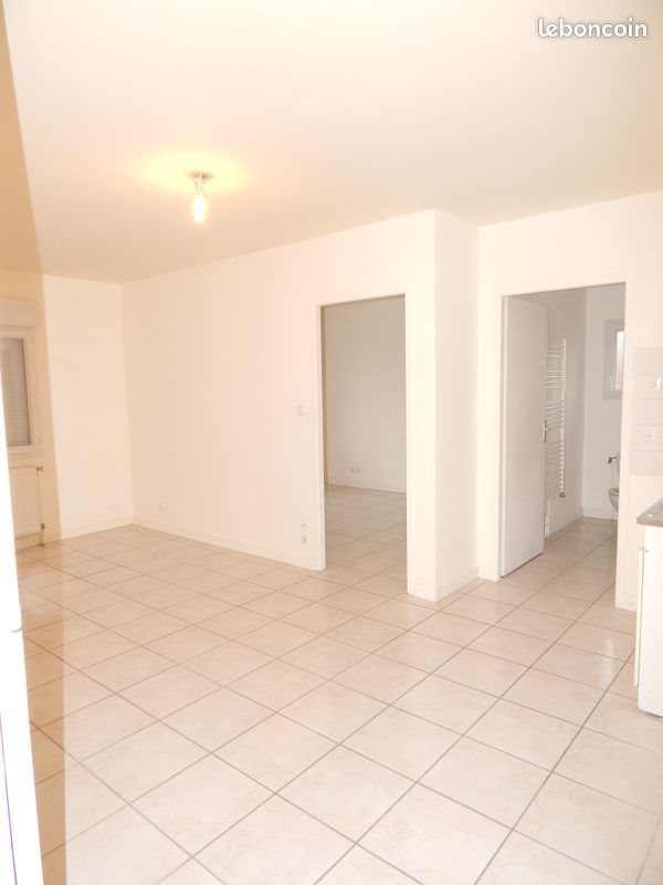Appartement à louer, 42m², Saint-Vallier