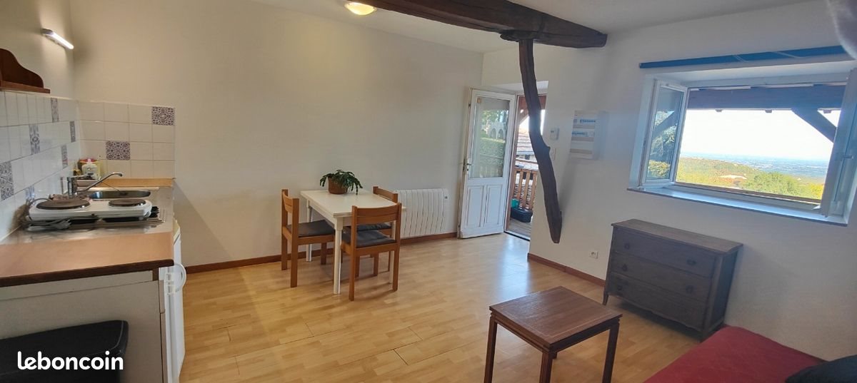 Appartement à louer, 30m², Solutré-Pouilly